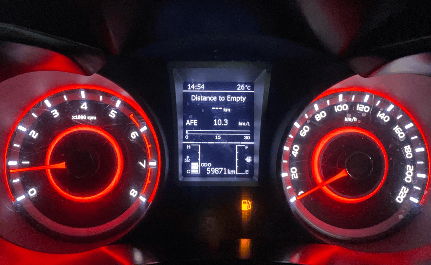 2023 Mahindra XUV300 W8 1.2 PETROL, Petrol, Manual, 60,515 km, Odometer Image