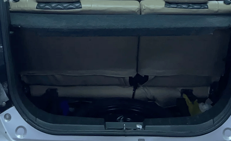 2018 Maruti Wagon R 1.0 VXI AMT, Petrol, Automatic, 88,582 km, Boot Inside