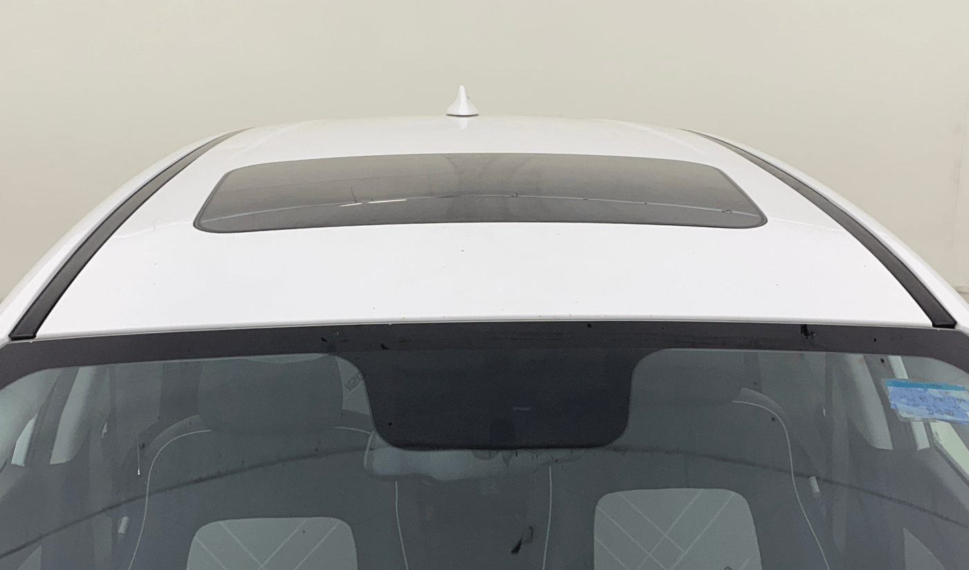 2025 Hyundai NEW I20 ASTA (O) 1.2 IVT, Petrol, Automatic, 16,681 km, Moonroof/ Sunroof