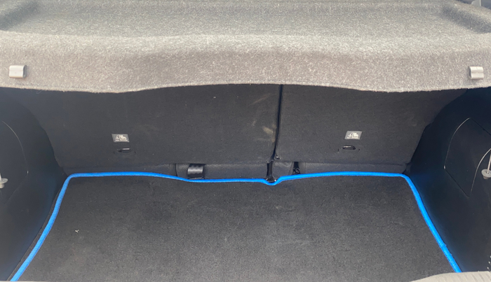 2021 Renault Kiger RXT TURBO CVT DUAL TONE, Petrol, Automatic, 38,006 km, Boot Inside