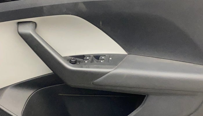 2021 Skoda KUSHAQ STYLE 1.5L TSI DSG, Petrol, Automatic, 61,976 km, Driver Side Door Panels Control