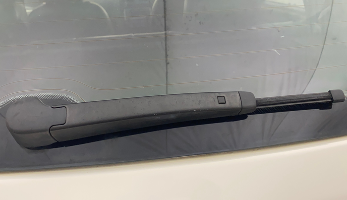 2018 Volkswagen Polo COMFORTLINE 1.2L, Petrol, Manual, 71,463 km, Rear Wiper