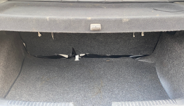 2018 Volkswagen Polo COMFORTLINE 1.2L, Petrol, Manual, 71,463 km, Boot Inside