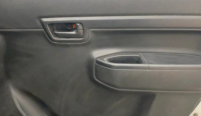 2022 Maruti S PRESSO VXI (O), Petrol, Manual, 36,957 km, Driver Side Door Panels Control