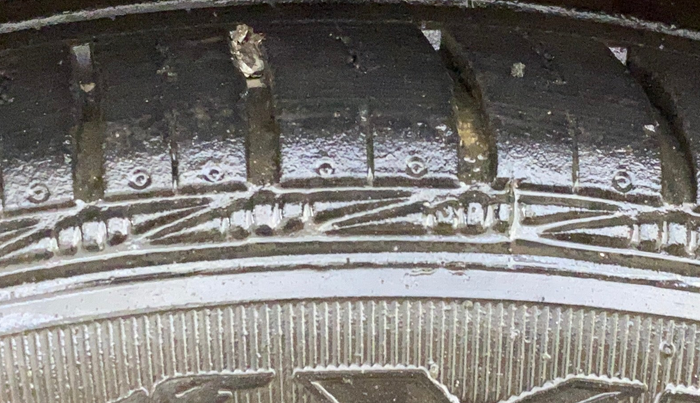 2015 Skoda Rapid ELEGANCE 1.6 MPI MT, Petrol, Manual, 78,320 km, Left Front Tyre Tread