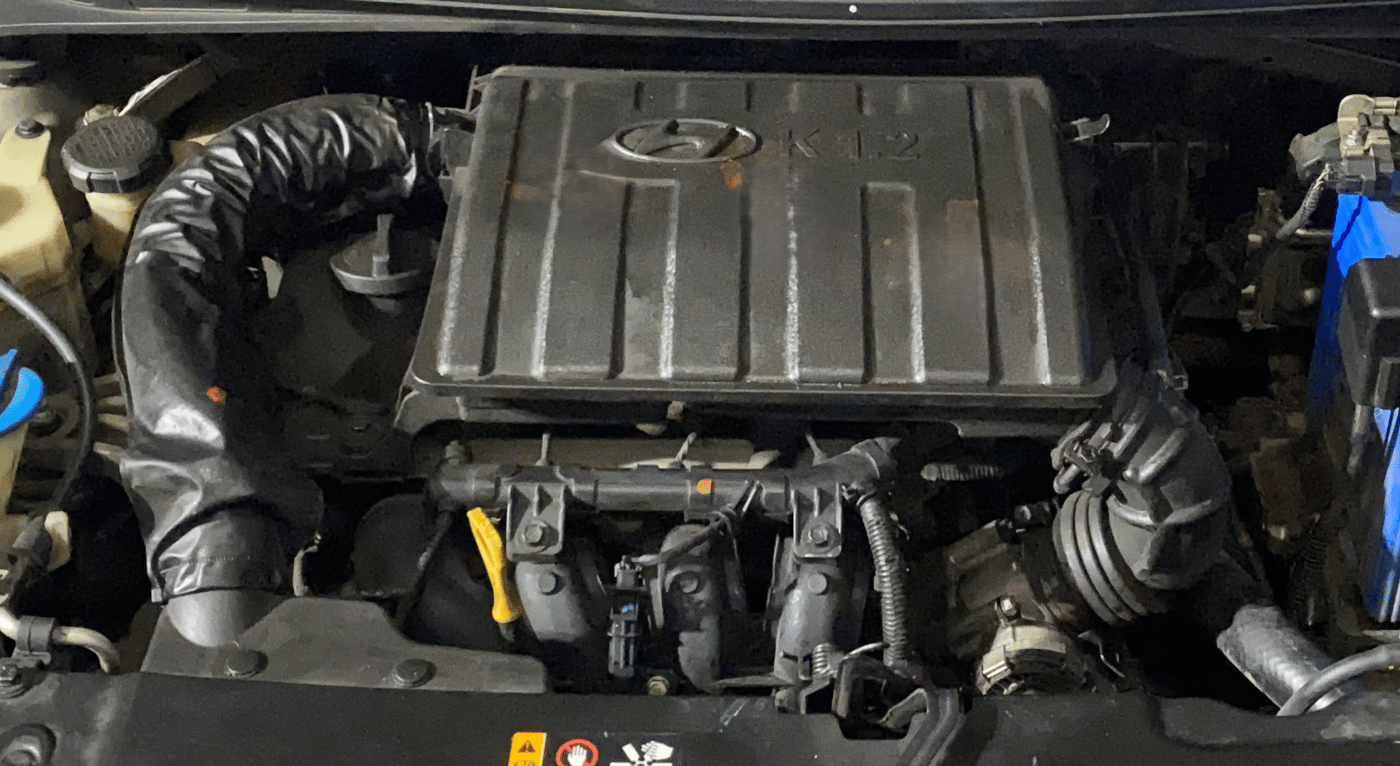 2020 Hyundai AURA SX 1.2, Petrol, Manual, 1,04,595 km, Engine View