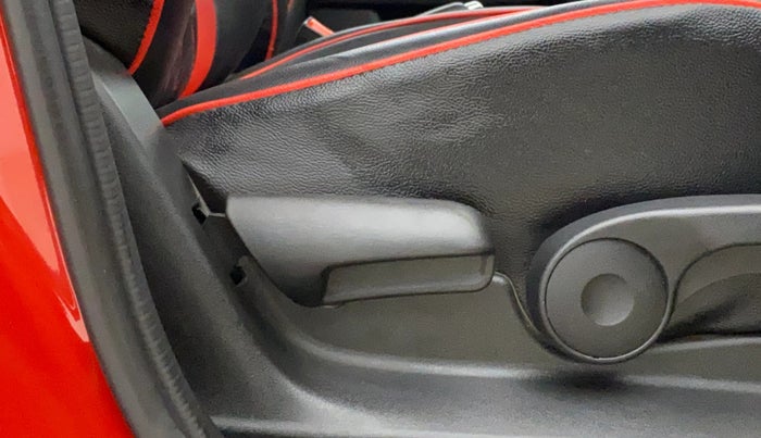 2021 Maruti Vitara Brezza ZXI AT SHVS, Petrol, Automatic, 33,363 km, Driver Side Adjustment Panel