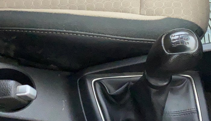 2016 Hyundai Elite i20 MAGNA 1.2, Petrol, Manual, 34,337 km, Gear Lever