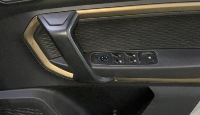 2022 Renault Kiger RXT MT, Petrol, Manual, 51,722 km, Driver Side Door Panels Control