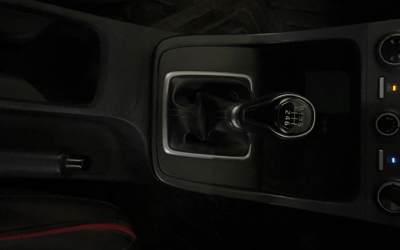 2020 Hyundai Creta E 1.5 DIESEL, Diesel, Manual, 59,992 km, Gear Lever