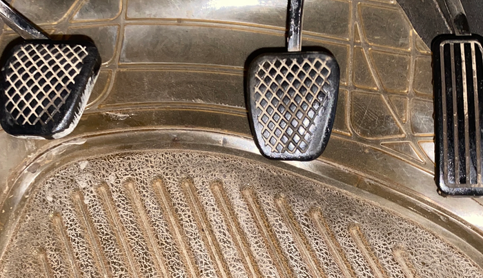 2016 Honda Amaze 1.2L I-VTEC S, CNG, Manual, 85,538 km, Pedals