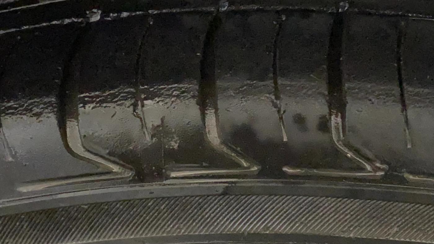 2017 Jeep Compass LIMITED 1.4 PETROL AT, Petrol, Automatic, 79,149 km, Left Front Tyre Tread