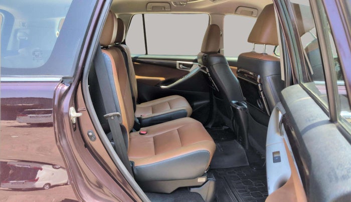 2019 Toyota Innova Crysta 2.8 ZX AT 7 STR, Diesel, Automatic, 1,48,526 km, Right Side Rear Door Cabin