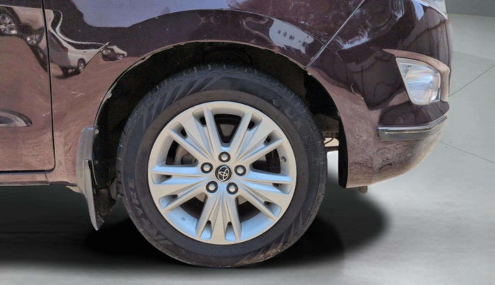 2019 Toyota Innova Crysta 2.8 ZX AT 7 STR, Diesel, Automatic, 1,48,526 km, Right Front Wheel