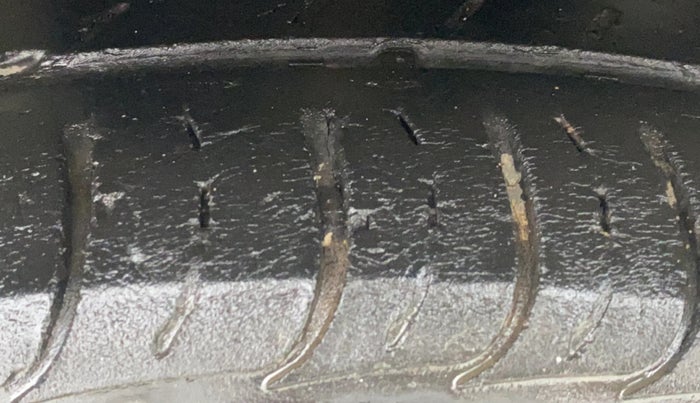 2022 KIA SELTOS HTK 1.5 PETROL, Petrol, Manual, 43,539 km, Left Front Tyre Tread