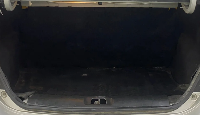 2017 Maruti Swift Dzire VXI (O), Petrol, Manual, 93,016 km, Boot Inside