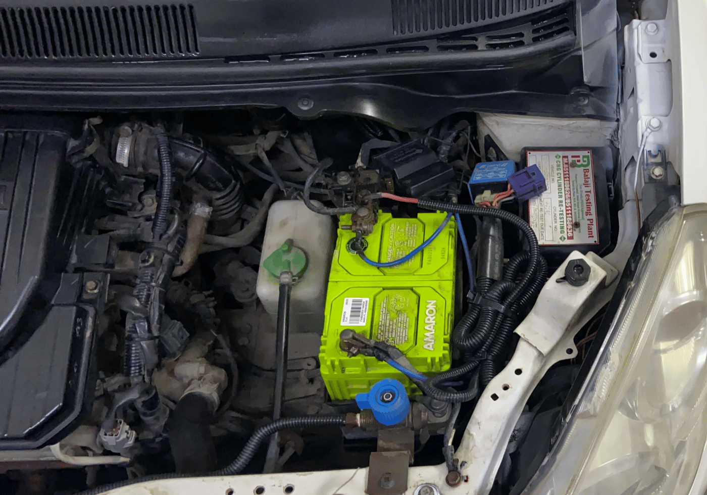 2016 Maruti Ritz LXI, CNG, Manual, 92,038 km, Engine View - Left
