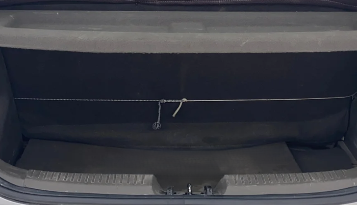 2015 Hyundai i10 SPORTZ 1.1, Petrol, Manual, 47,598 km, Boot Inside