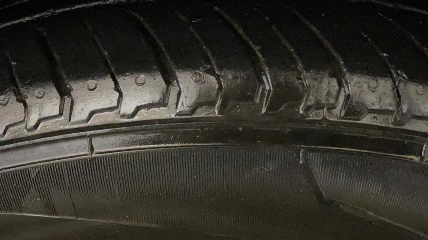 2019 Honda WR-V 1.2L I-VTEC S MT, Petrol, Manual, 98,974 km, Right Front Tyre Tread