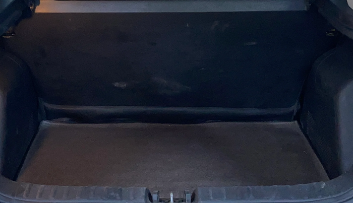 2022 KIA SONET HTX 1.5 AT, Diesel, Automatic, 63,174 km, Boot Inside