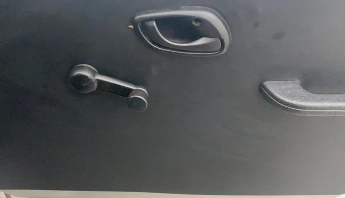 2022 Maruti Eeco 5 STR AC, Petrol, Manual, 18,768 km, Driver Side Door Panels Control