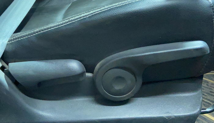 2020 Maruti S Cross ALPHA AT1.5, Petrol, Automatic, 1,09,958 km, Driver Side Adjustment Panel