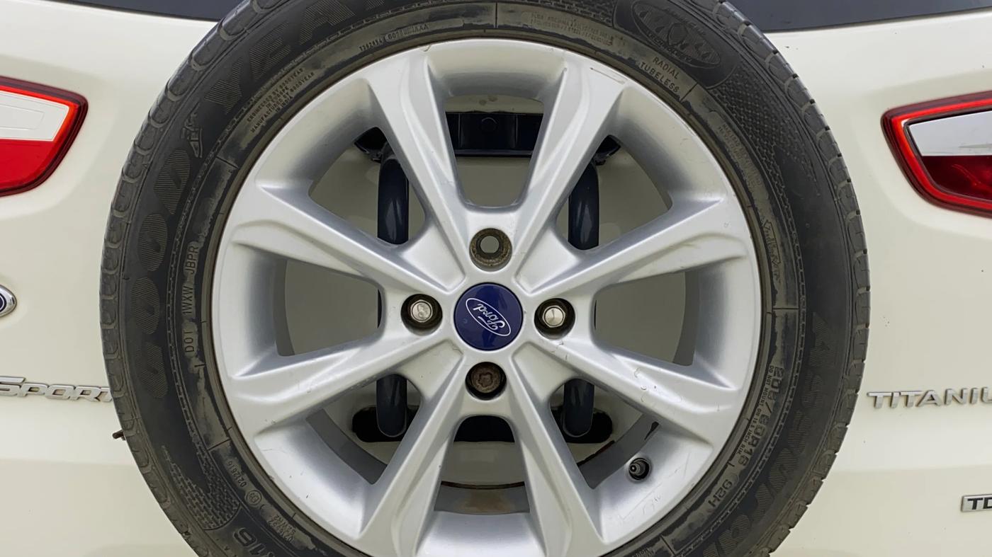2020 Ford Ecosport TITANIUM 1.5L DIESEL, Diesel, Manual, 1,07,784 km, Spare Tyre