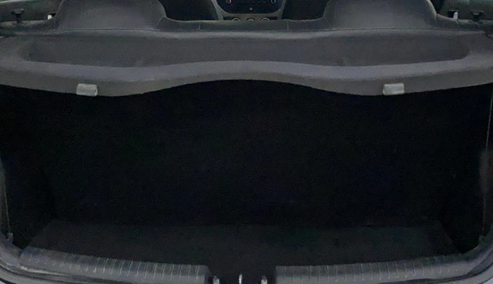 2017 Hyundai Grand i10 SPORTZ 1.2 KAPPA VTVT, Petrol, Manual, 41,915 km, Boot Inside