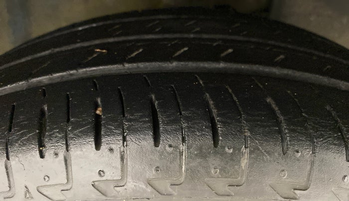 2018 Maruti IGNIS ZETA 1.2 K12, Petrol, Manual, 44,171 km, Right Front Tyre Tread