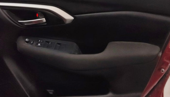 2023 Toyota URBAN CRUISER HYRYDER S AT NEO DRIVE, Petrol, Automatic, 67,847 km, Driver Side Door Panels Control