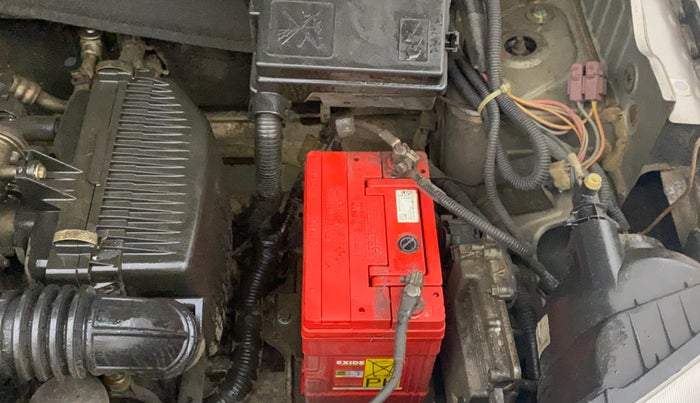 2018 Renault Kwid CLIMBER 1.0 AMT, Petrol, Automatic, 58,890 km, Engine View - Left