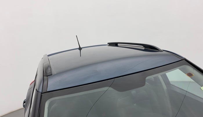 2020 Mahindra XUV300 W6 1.5 DIESEL, Diesel, Manual, 1,16,106 km, Roof