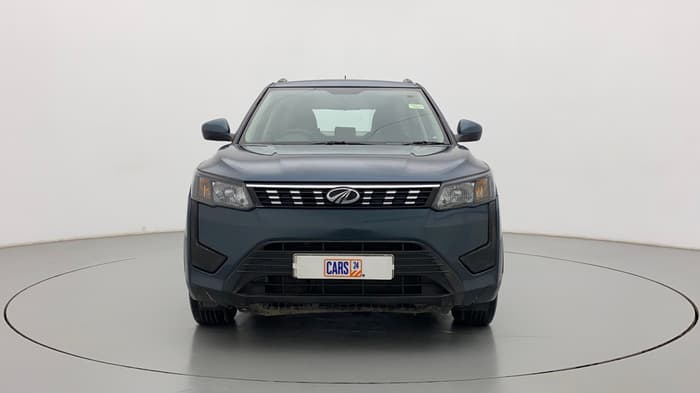 2020 Mahindra XUV300 W6 1.5 DIESEL, Diesel, Manual, 1,16,106 km, Front