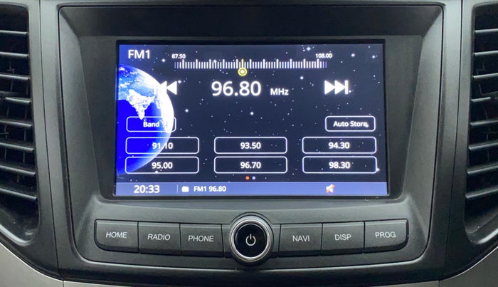 2020 Mahindra XUV300 W6 1.5 DIESEL, Diesel, Manual, 1,16,106 km, Infotainment System