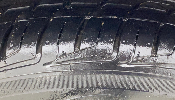 2024 Hyundai Verna SX (O) 1.5 TURBO PETROL DCT, Petrol, Automatic, 8,429 km, Right Rear Tyre Tread