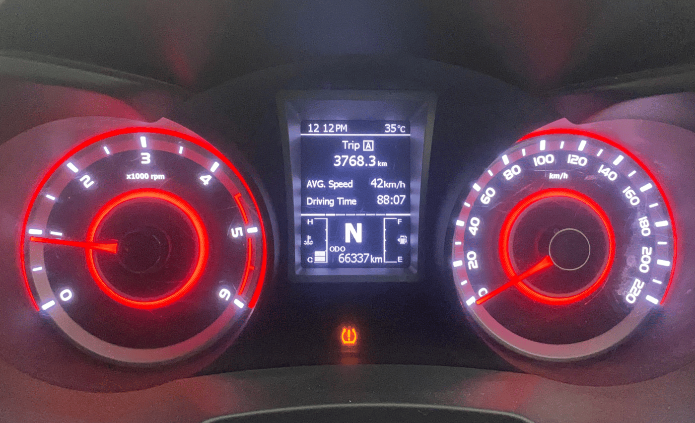 2019 Mahindra XUV300 W8 (O) 1.5 DIESEL, Diesel, Manual, 66,337 km, Odometer Image