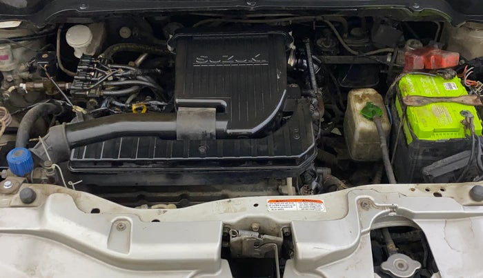 2014 Maruti Ritz VXI, CNG, Manual, 69,882 km, Engine View