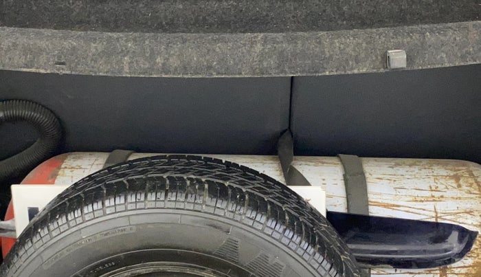 2014 Maruti Ritz VXI, CNG, Manual, 69,882 km, Boot Inside