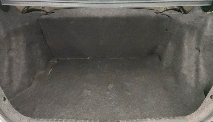 2014 Honda Amaze 1.2L I-VTEC SX, Petrol, Manual, 76,836 km, Boot Inside