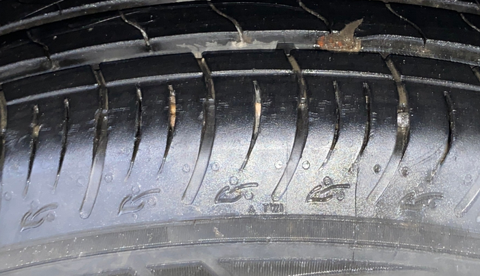 2018 Maruti S Cross ZETA 1.3, Diesel, Manual, 54,168 km, Left Rear Tyre Tread