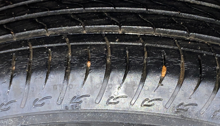 2018 Maruti S Cross ZETA 1.3, Diesel, Manual, 54,168 km, Right Rear Tyre Tread