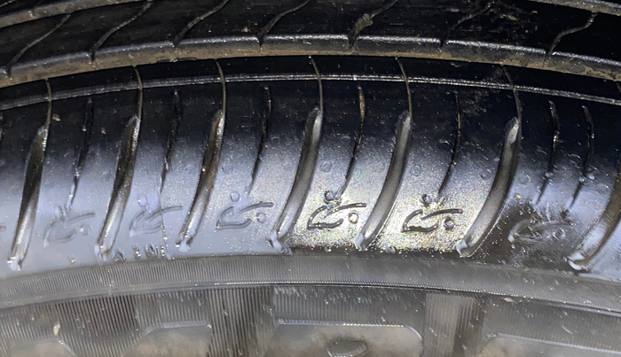 2018 Maruti S Cross ZETA 1.3, Diesel, Manual, 54,168 km, Left Front Tyre Tread