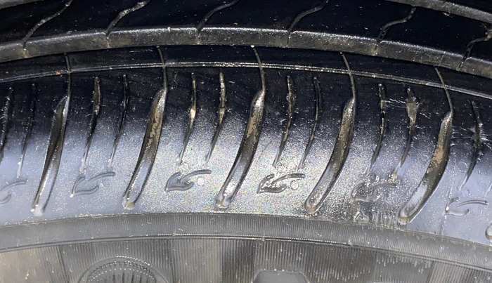 2018 Maruti S Cross ZETA 1.3, Diesel, Manual, 54,168 km, Right Front Tyre Tread