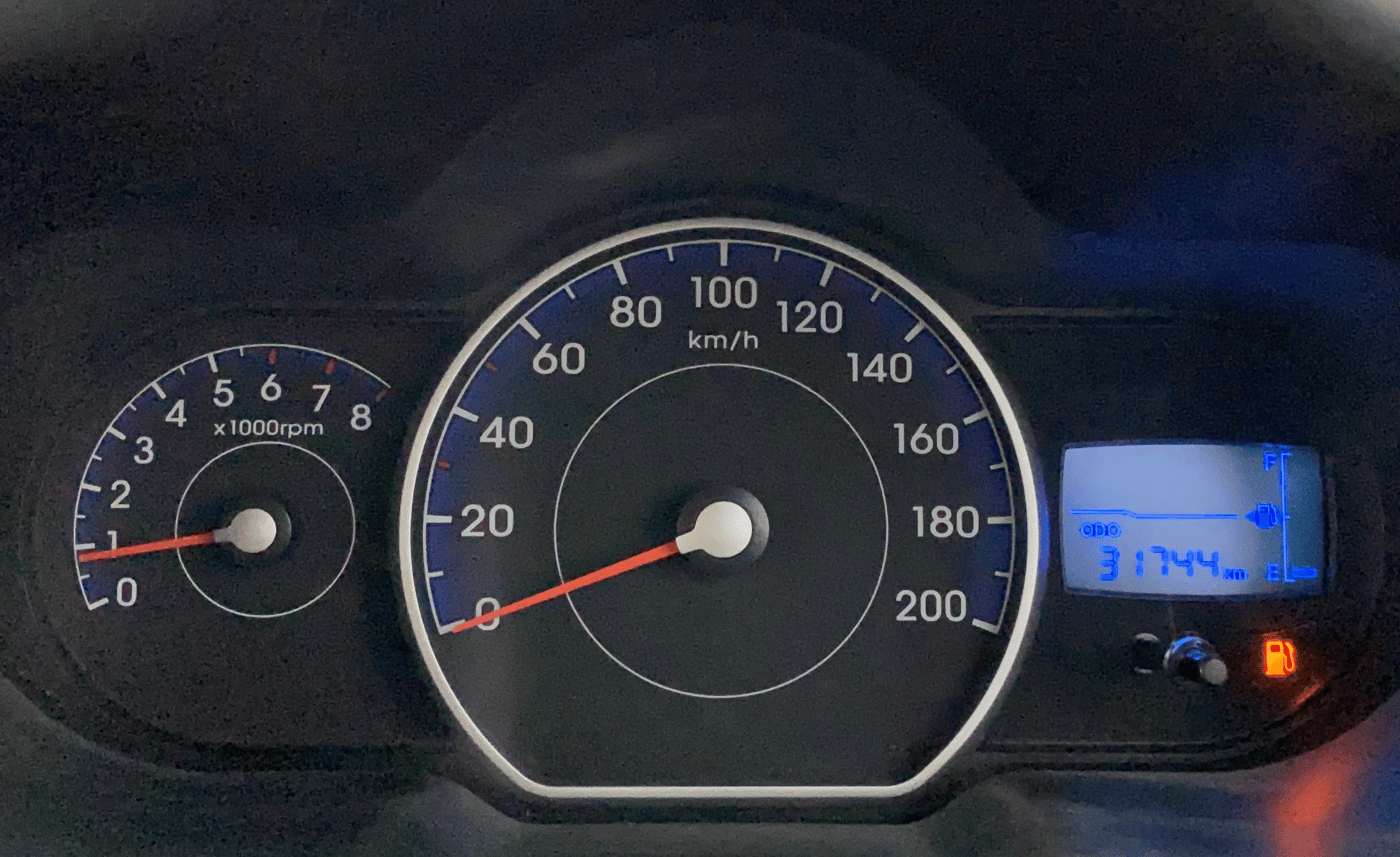 2015 Hyundai i10 SPORTZ 1.1, Petrol, Manual, 31,677 km, Odometer Image