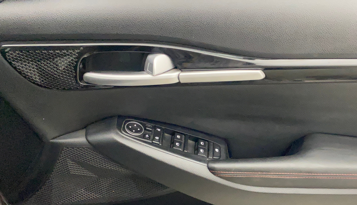 2019 KIA SELTOS GTX 1.4 PETROL, Petrol, Manual, 28,230 km, Driver Side Door Panels Control