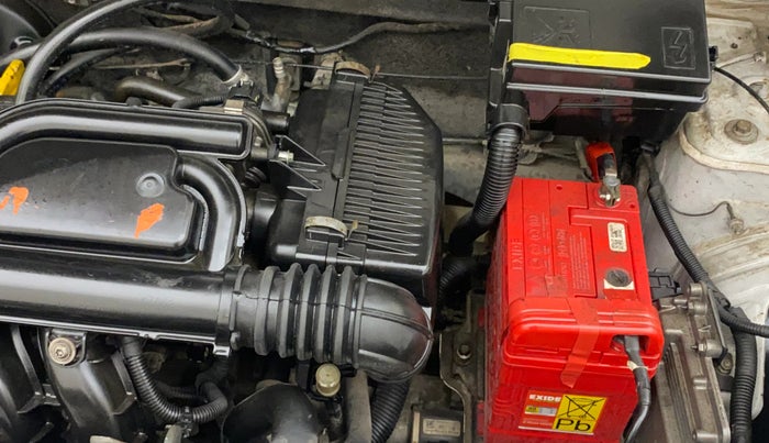 2016 Renault Kwid RXT 1.0 AMT, Petrol, Automatic, 74,586 km, Engine View - Left