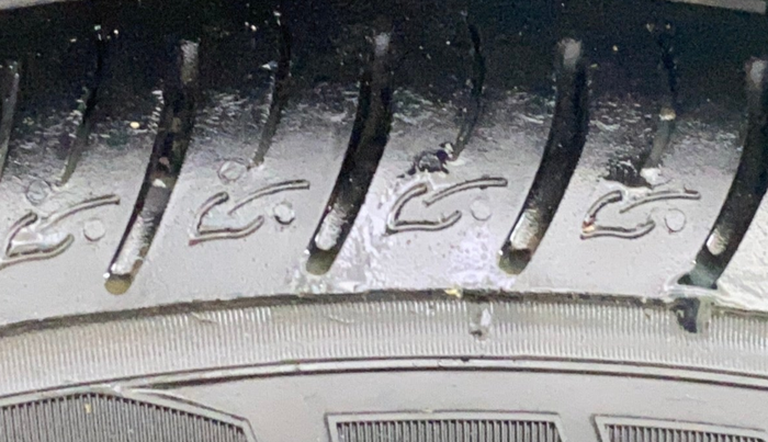 2023 KIA SONET HTK 1.5 DIESEL IMT, Diesel, Manual, 76,355 km, Right Front Tyre Tread