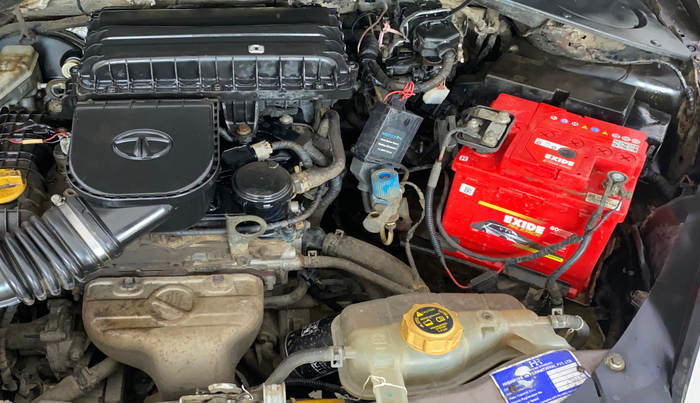 2016 Tata Tiago XZ PETROL, CNG, Manual, 68,463 km, Engine View - Left