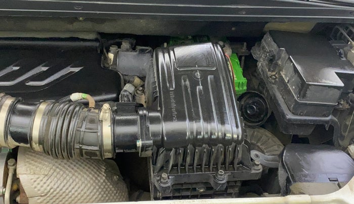 2018 Mahindra MARAZZO M4 8 STR, Diesel, Manual, 84,331 km, Engine View - Left