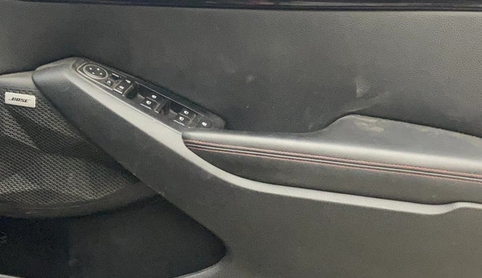 2020 KIA SELTOS GTX PLUS AT 1.5 DIESEL, Diesel, Automatic, 1,16,719 km, Driver Side Door Panels Control